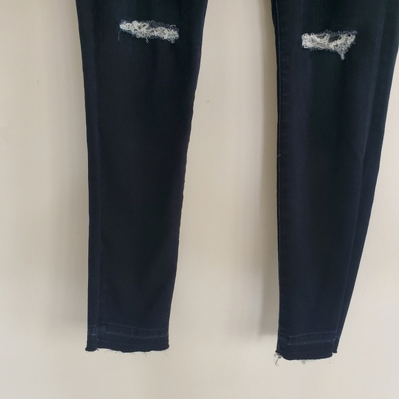 American Eagle Dark Wash Hi-Rise Super Stretch Jegging - Picture 4 of 9